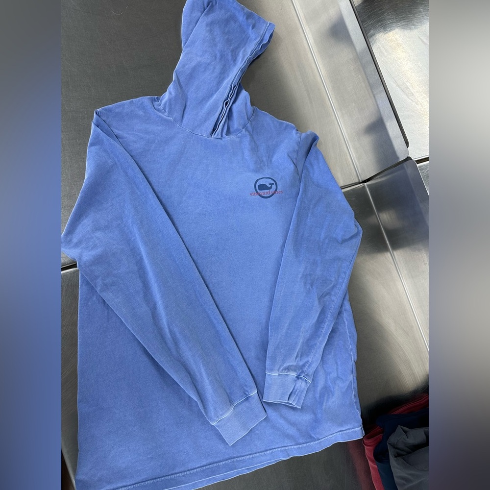 Vineyard Vines men’s hoodie size Large